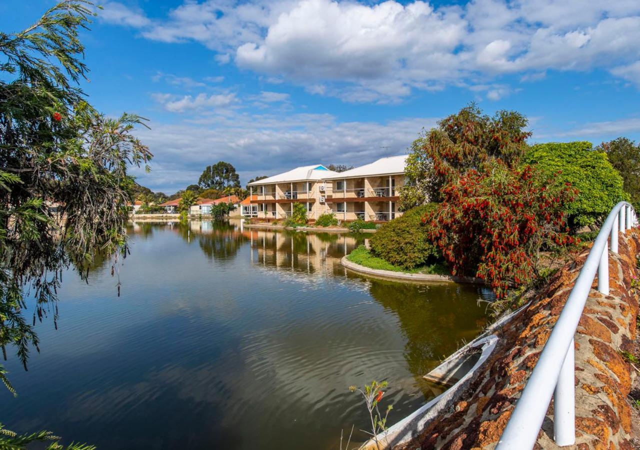 Lakeside Apartments And River Resort Villas South Yunderup Luaran gambar